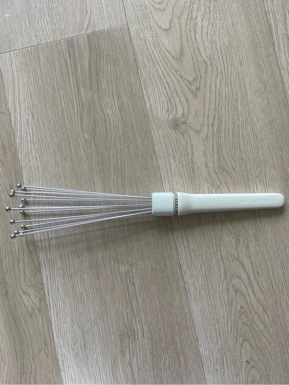 Williams Sonoma Breakfast Cleanable Whisk